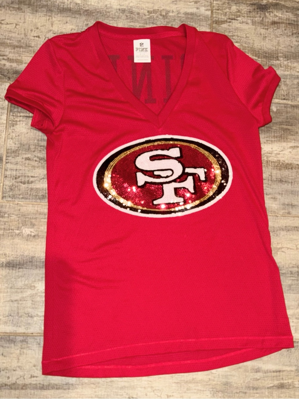 VA Pink San Francisco 49ers Sequin Logo V-Neck Tee